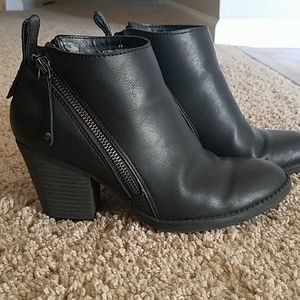 Vegan black heeled booties